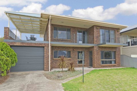 Century 21 SouthCoast: Moana Blue - Accommodation Gold Coast 76