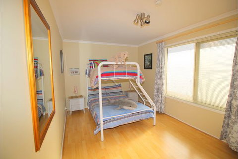 Christies Cottage For Holidays And Relocations. - Accommodation Gold Coast 26