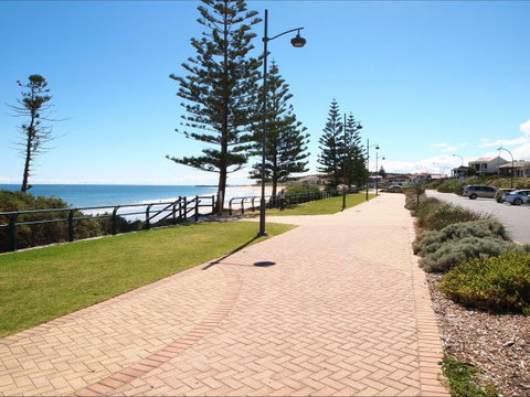 Christies Cottage For Holidays And Relocations. - Accommodation Gold Coast 28