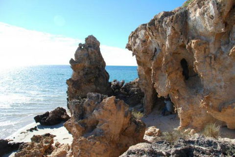 Wolfe Creek Crater Camp At Wolfe Creek Crater National Park - Gold Coast 4U 0