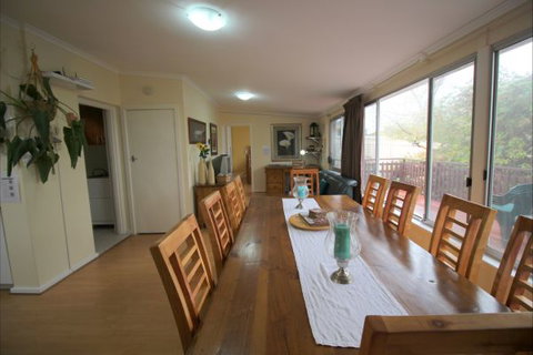 Christies Cottage For Holidays And Relocations. - Accommodation Gold Coast 10