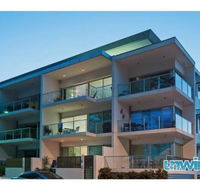 Unwind at 29 Breeze Penthouse - Accommodation Gold Coast