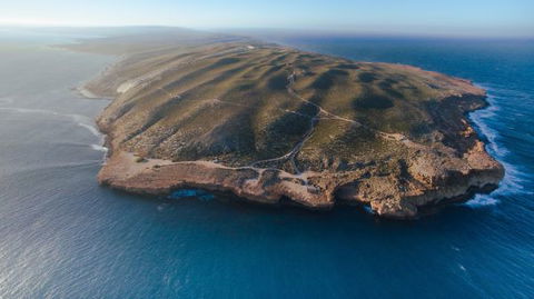 Wolfe Creek Crater Camp At Wolfe Creek Crater National Park - Gold Coast 4U 24