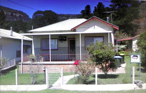 CASS Cottage - Accommodation Gold Coast 0