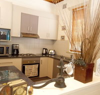 Anderl's Beach Cottage - Accommodation Gold Coast