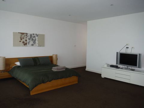 Relax At Tipara - Accommodation Gold Coast 2