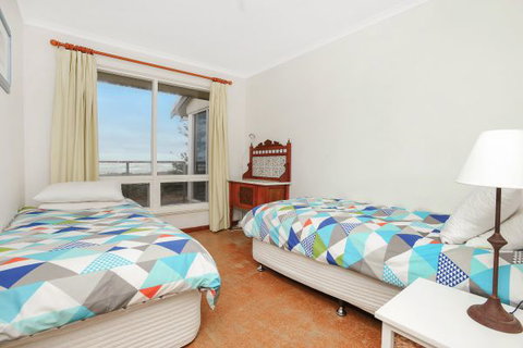 Willows - Accommodation Gold Coast 8