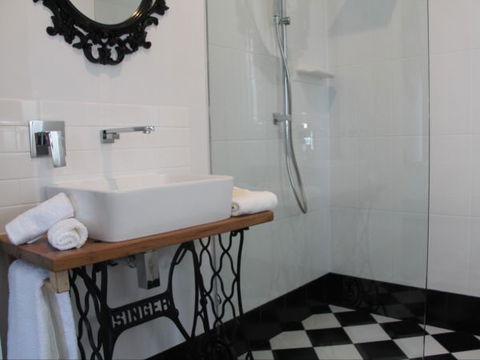 Greenlee Cottages - Accommodation Gold Coast 3