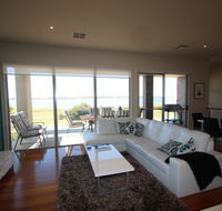 LJ Hooker Goolwa Holiday Rentals - 42 Underwood Avenue Goolwa Beach - Accommodation Gold Coast