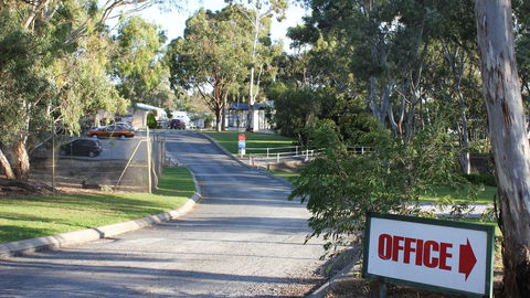 Woodcroft Park - Accommodation Gold Coast 4