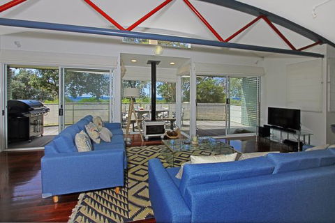 The Boathouse - Accommodation Gold Coast 2