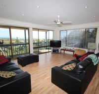 LJ Hooker Goolwa Holiday Rentals - 39 Bradford Road Goolwa Beach - Accommodation Gold Coast