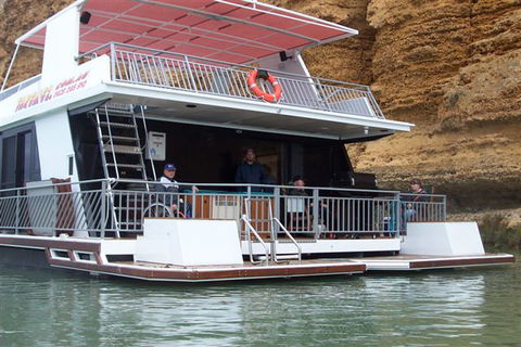 Takeme2 Houseboat - Accommodation Gold Coast 2