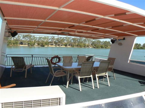 Takeme2 Houseboat - Accommodation Gold Coast 5