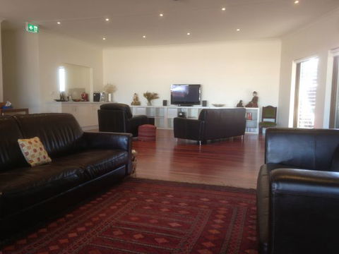 Crossroads Ecomotel - Accommodation Gold Coast 6