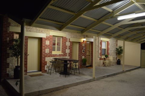 Two Cow Cottage Bed And Breakfast - Accommodation Gold Coast 3