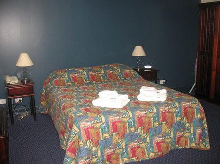 Atherton Hotel - Accommodation Gold Coast 2