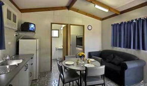 Lakeside Caravan Park - Accommodation Gold Coast 2
