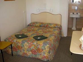 Billabong Motel - Accommodation Gold Coast 1