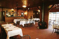 Ranges Hotel - Gold Coast 4U 1