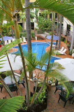 Aussie Resort Burleigh - Accommodation Gold Coast 2