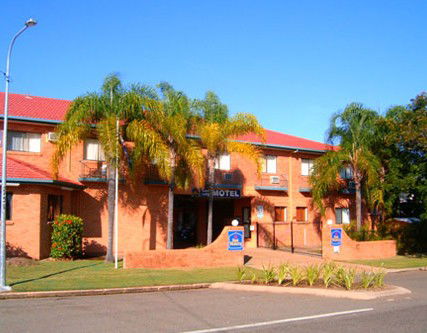 Castle Lodge Motel - Accommodation Gold Coast 1