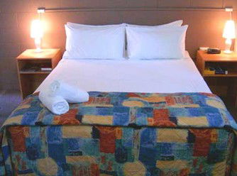 Castle Lodge Motel - Accommodation Gold Coast 2