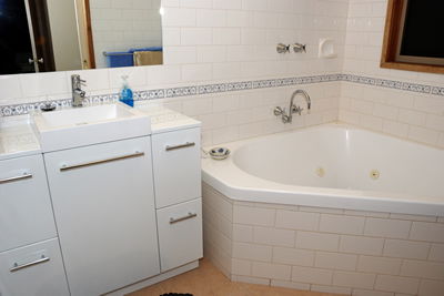 Alpine Country Cottages - Studio 3 - Accommodation Gold Coast 3