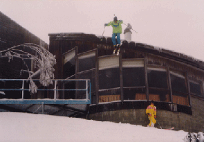 Mansfield Ski Lodge - Gold Coast 4U 1