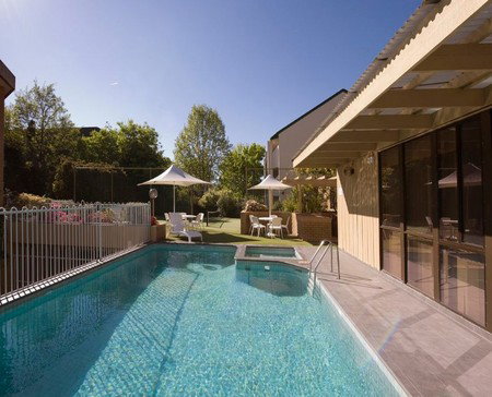 Kingston Court Serviced Apartments - Accommodation Gold Coast 3