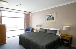 Man From Snowy River Hotel - Accommodation Gold Coast 0