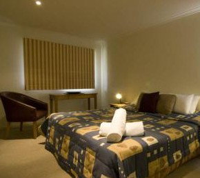 The Stables Resort - Accommodation Gold Coast 5