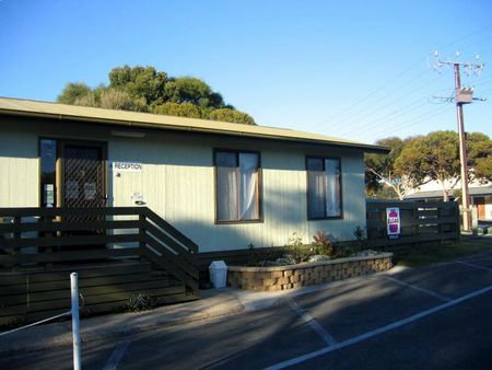 Lake Albert Caravan Park - Accommodation Gold Coast 0