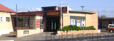 Somerset Hotel Motel - Accommodation Gold Coast 1