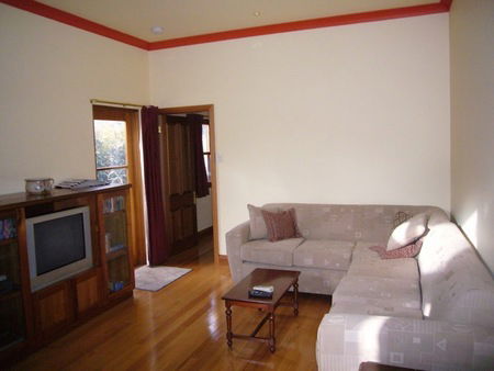 Rectory Cottage - Accommodation Gold Coast 0