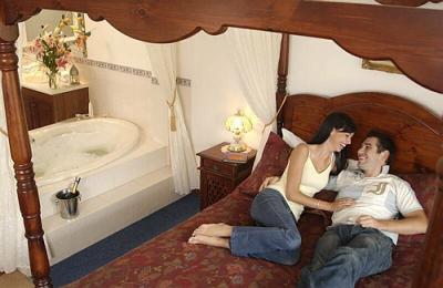 Wine & Roses Bed & Breakfast - Accommodation Gold Coast 5