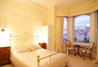 Amberley House - Accommodation Gold Coast 0