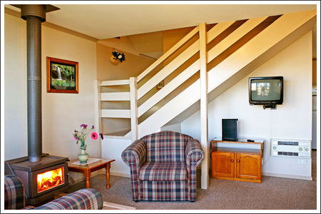 Amos House  & Swansea  Villas - Accommodation Gold Coast 5