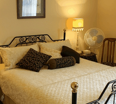 Cornwall Cottage - Accommodation Gold Coast 1
