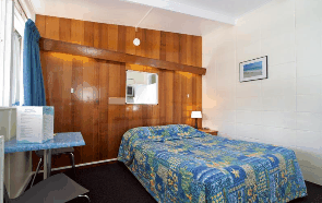 Riverfront Motel & Villas - Accommodation Gold Coast 2