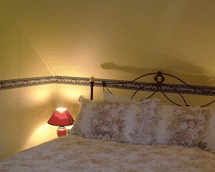 Hamilton Old School House Cottages - Accommodation Gold Coast 0
