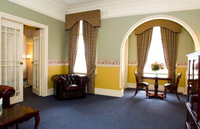 Hadley's Orient Hotel - Accommodation Gold Coast 2