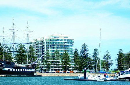 Oaks Liberty Towers - Accommodation Gold Coast 1