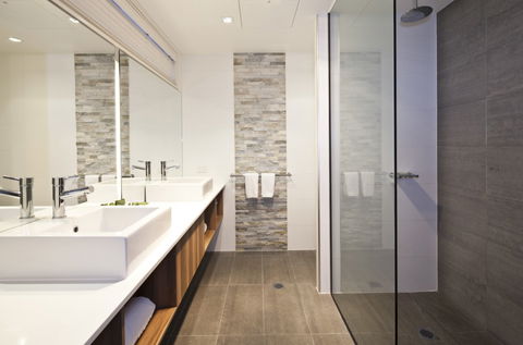 BEST WESTERN PLUS Ballarat Suites - Accommodation Gold Coast 1