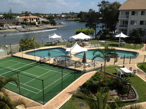 Pelican Cove - Gold Coast 4U 4