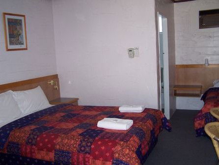Espana Motel - Accommodation Gold Coast 1