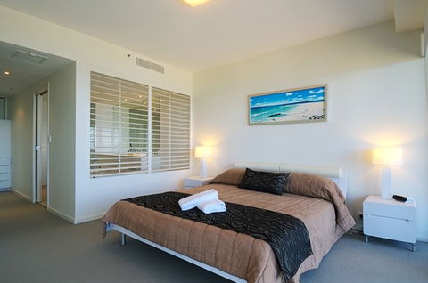 Ultra Broadbeach - Accommodation Gold Coast 4