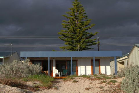 Shackago - Accommodation Gold Coast 0
