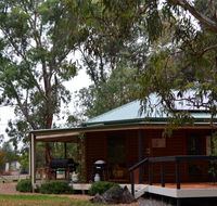 Friends at McLaren Vale - Accommodation Gold Coast