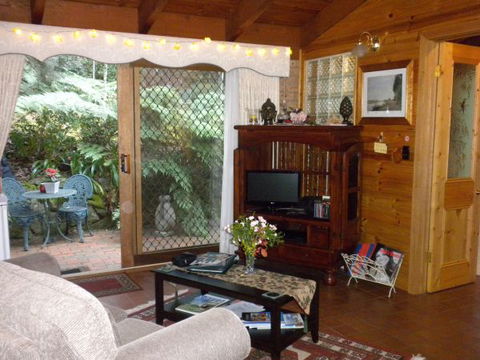 Whistle Stopover - Accommodation Gold Coast 8